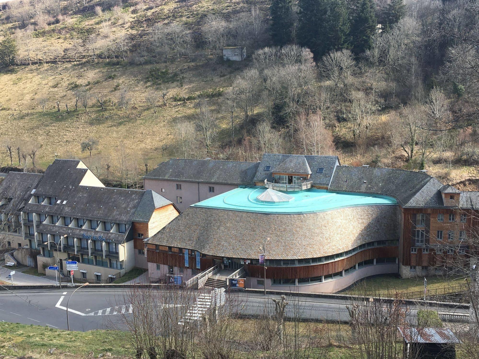 Brit Hotel Du Ban شودز آيْج المظهر الخارجي الصورة
